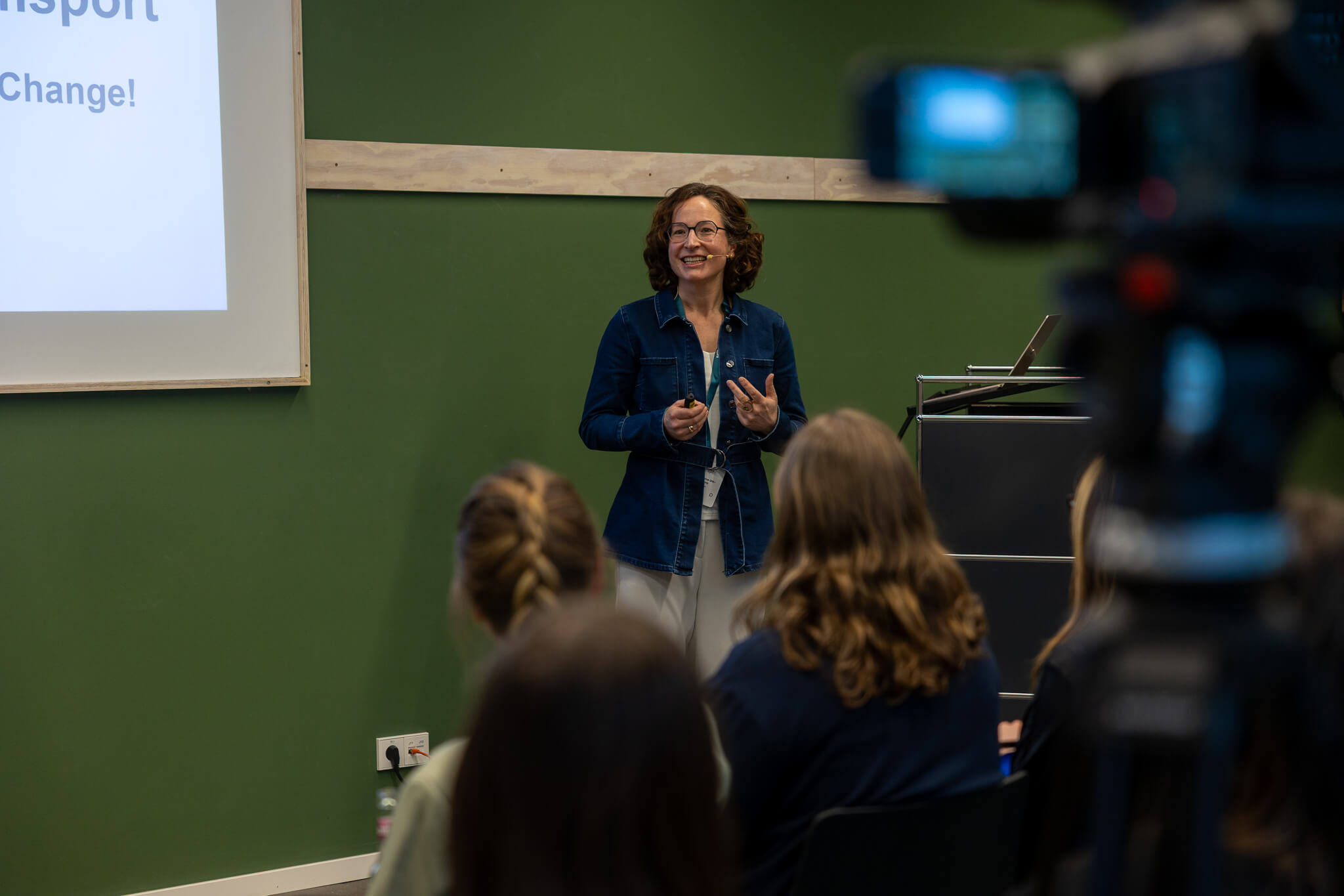 Networking und Gespräche - Women in Tech Night 2025